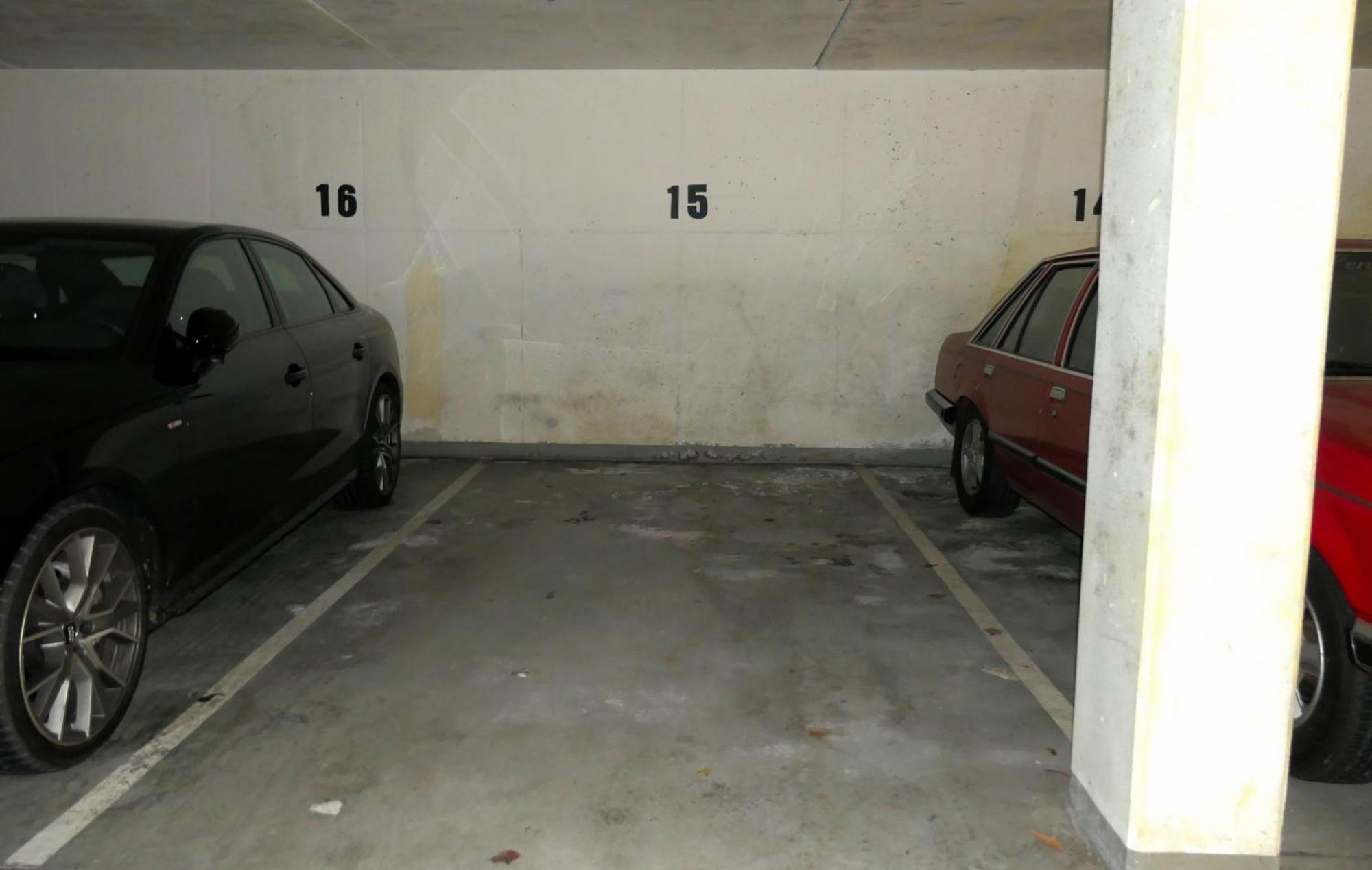 Schoelerberg Apartment Mit Tiefgaragenparkplatz Und Kingsize-Bett Osnabrueck Ngoại thất bức ảnh