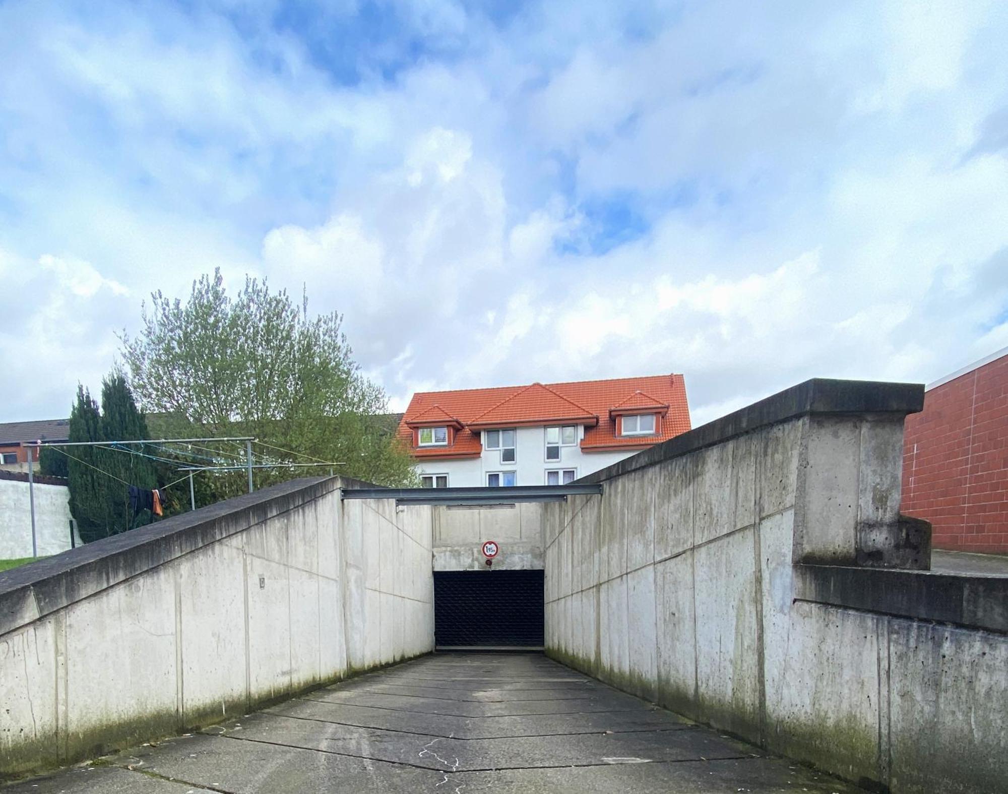 Schoelerberg Apartment Mit Tiefgaragenparkplatz Und Kingsize-Bett Osnabrueck Ngoại thất bức ảnh